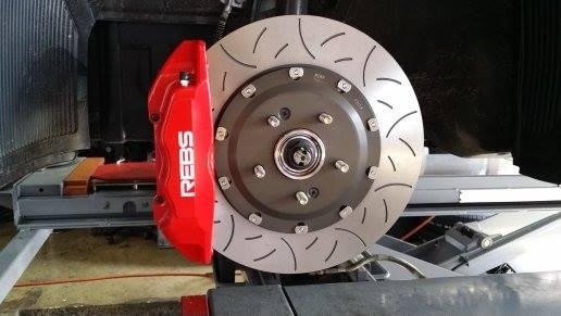デモカー製作模様